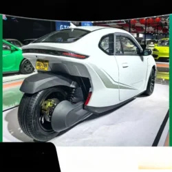 Enclosed Three-Wheel Electric Motorcycle – Lithium Battery