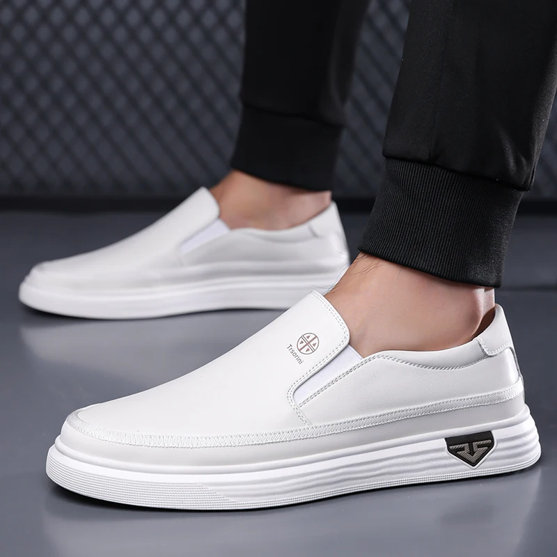 High-quality Leather Mens Loafers Comfortable Slip-on Flats Driving Casual Shoes Soft Sole Walking Shoes Moccasins Driving Shoes - Image 2