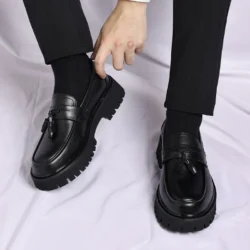 Mens Black And White Two Tone Platform Loafers With Tassels Slip On Chunky Sole Casual Shoes For Streetwear Style Fashionable