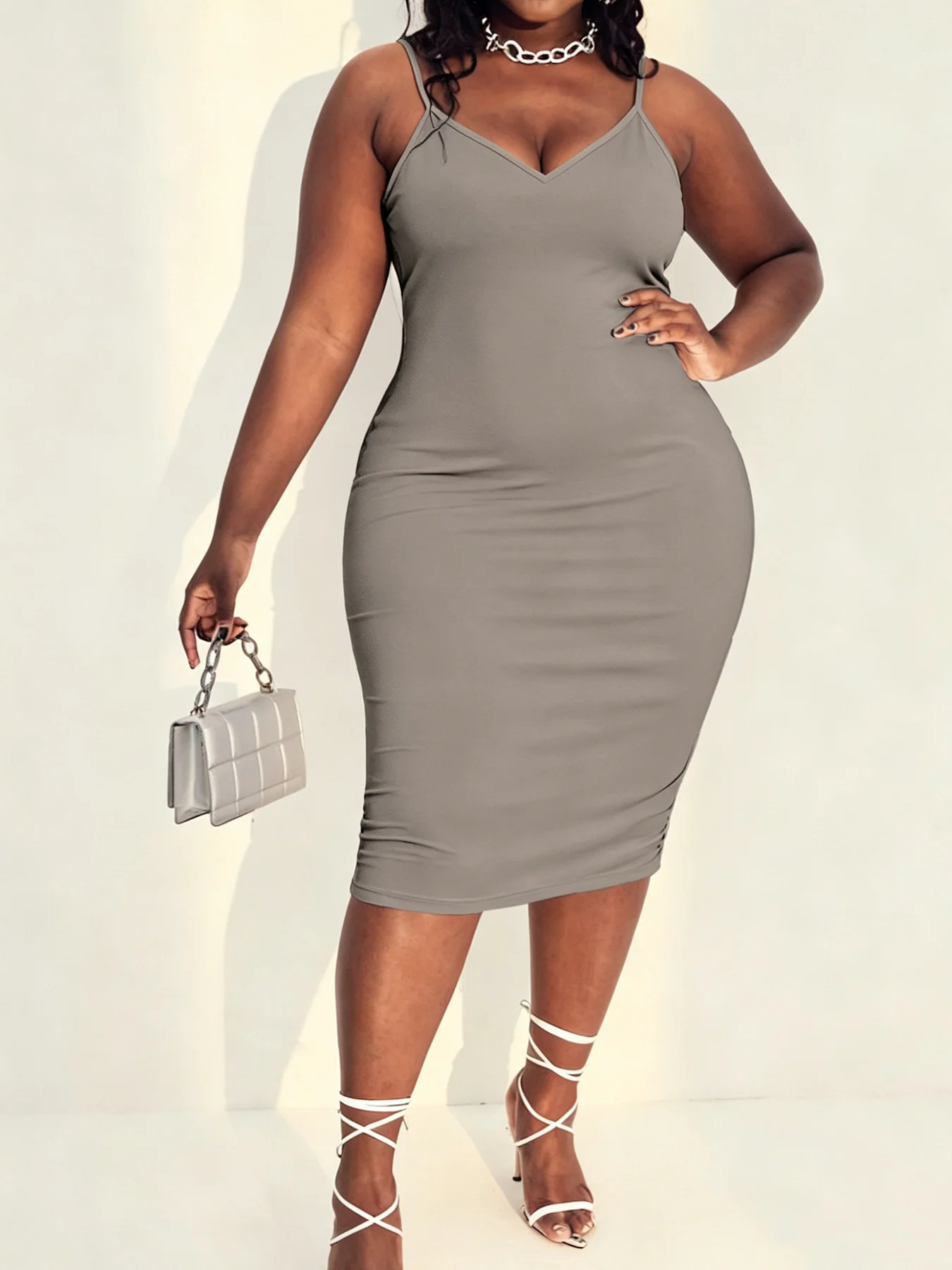 Plus Size Autumn Solid Casual Dress Women's Adjustable Suspender V Neck Slight Stretch Sexy Short Dress - Image 2