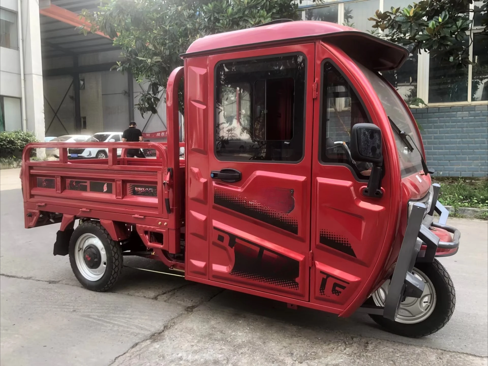 72V Adult Cargo Electric Tricycle – 3-Wheel Utility Trike - Image 3
