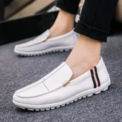 2026 Men's Driving Shoes Lightweight Breathable Casual Loafers Lightweight Soft Sole Comfortable Footwear Leather Casual Shoes