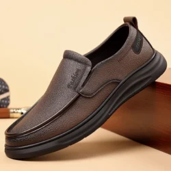 Men Loafers Light Leather Casual Shoes Autumn Male Outdoor Walking Shoes Comfortable Mens Sneakers Soft Loafers Men's Shoes